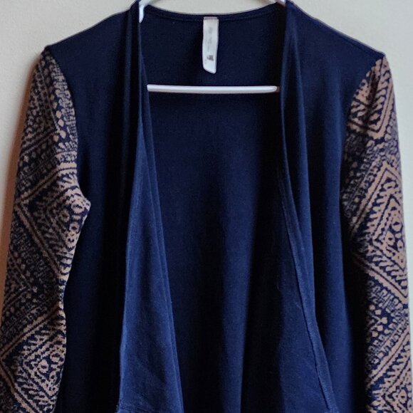 Pink Owl Navy/Tan Aztec Angled Open Cardigan Size Small - Picture 6 of 14